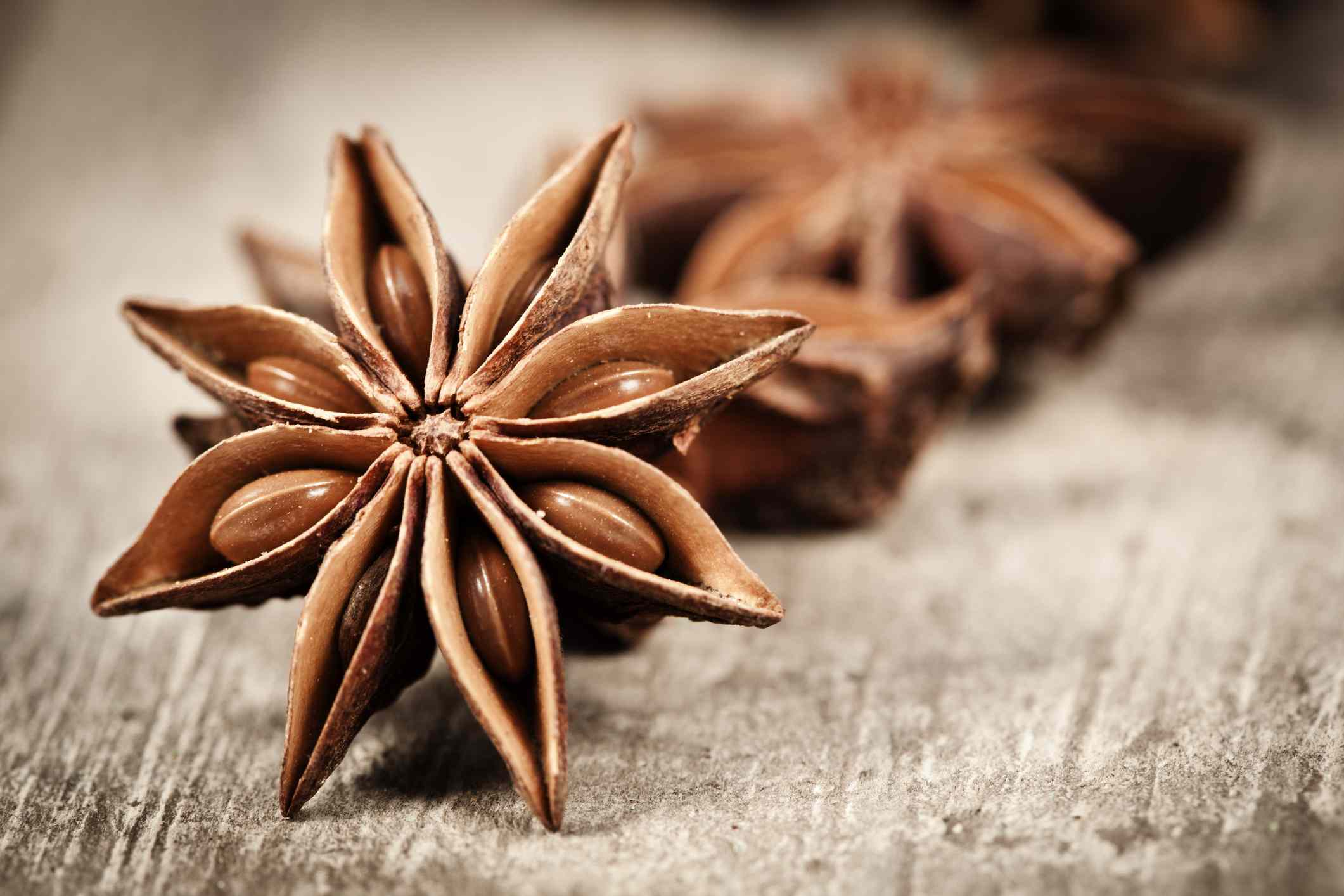 STAR ANISE